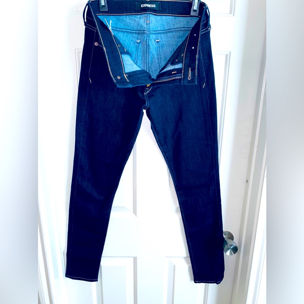 Dark Wash Skinny Jean